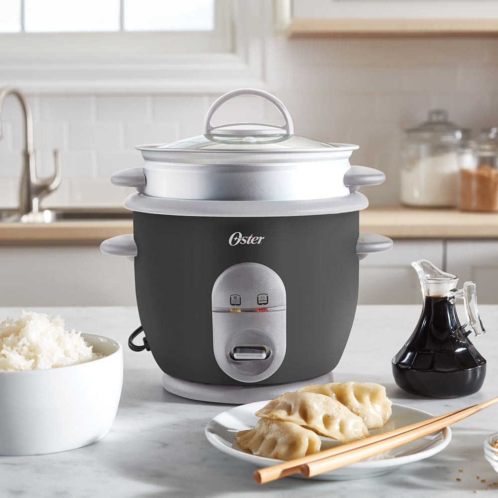 Panela De Arroz Elétrica Oster 4722 Facile 3 Copos 350w Panela De Arroz Elétrica Oster 4722 Facile 3 Copos 350w